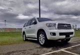 TOYOTA Sequoia