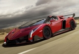 Lamborghini Unveils Veneno Roadster